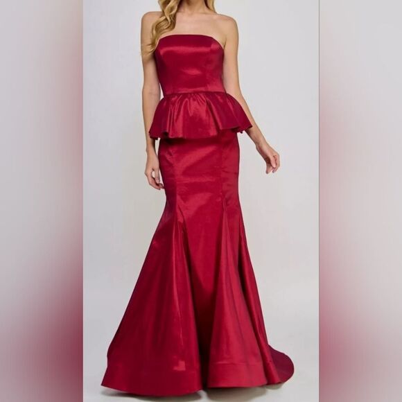 B Darlin Red Peplum Mermaid Strapless Gown Dress NWT Juniors Size 11/12 - Picture 1 of 5